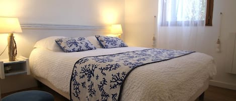 1 Schlafzimmer, Reisekinderbett, kostenloses WLAN, Bettwäsche