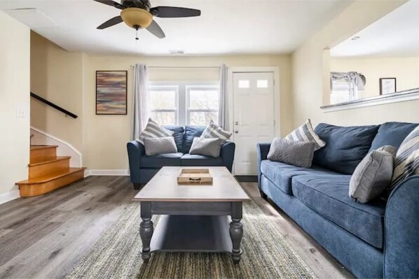 Smart TV, video games