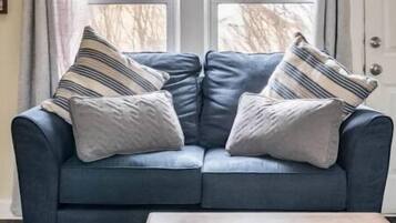 Smart TV, video games