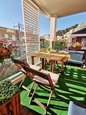 Outdoor dining - Cap d’Ail - France - Luxury Apartment Aircon (Monaco)