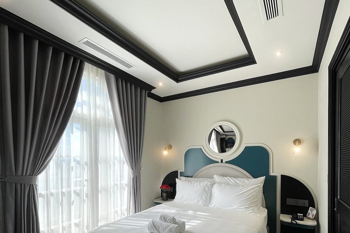 Senior Superior Sea View Room