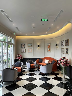 Sala de estar en el lobby