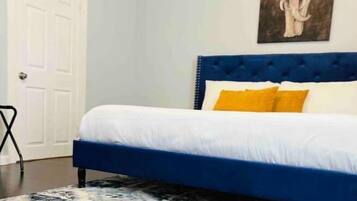 1 bedroom, desk, iron/ironing board, free WiFi