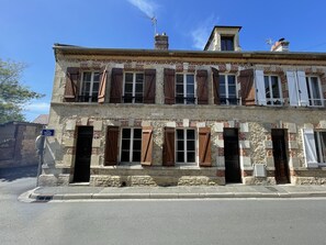 Exterior - Maison de Ville en Plein Centre Historique (Dives-sur-Mer)