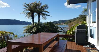 The Blue Bach - Lake Rotoiti Holiday Home