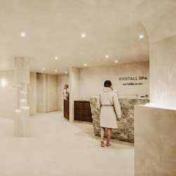 Sauna, hot tub, steam room, body treatments, aromatherapy