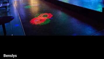 Bar (in der Unterkunft)