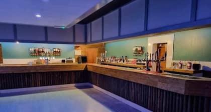 M & T Chalets , 2 bed chalet Hemsby. sleeps 6