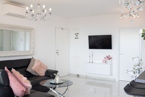 Apartment | Living area
