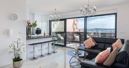 Apartment Summer Breeze Okrug Gornji