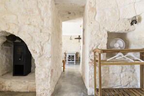 Villa | Living area - Trullo Solleone by Wonderful Italy (Carovigno)