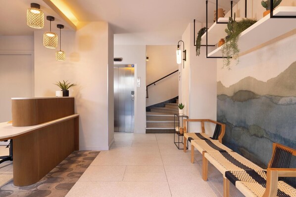 Reception - Crisol Promenade (Nice)