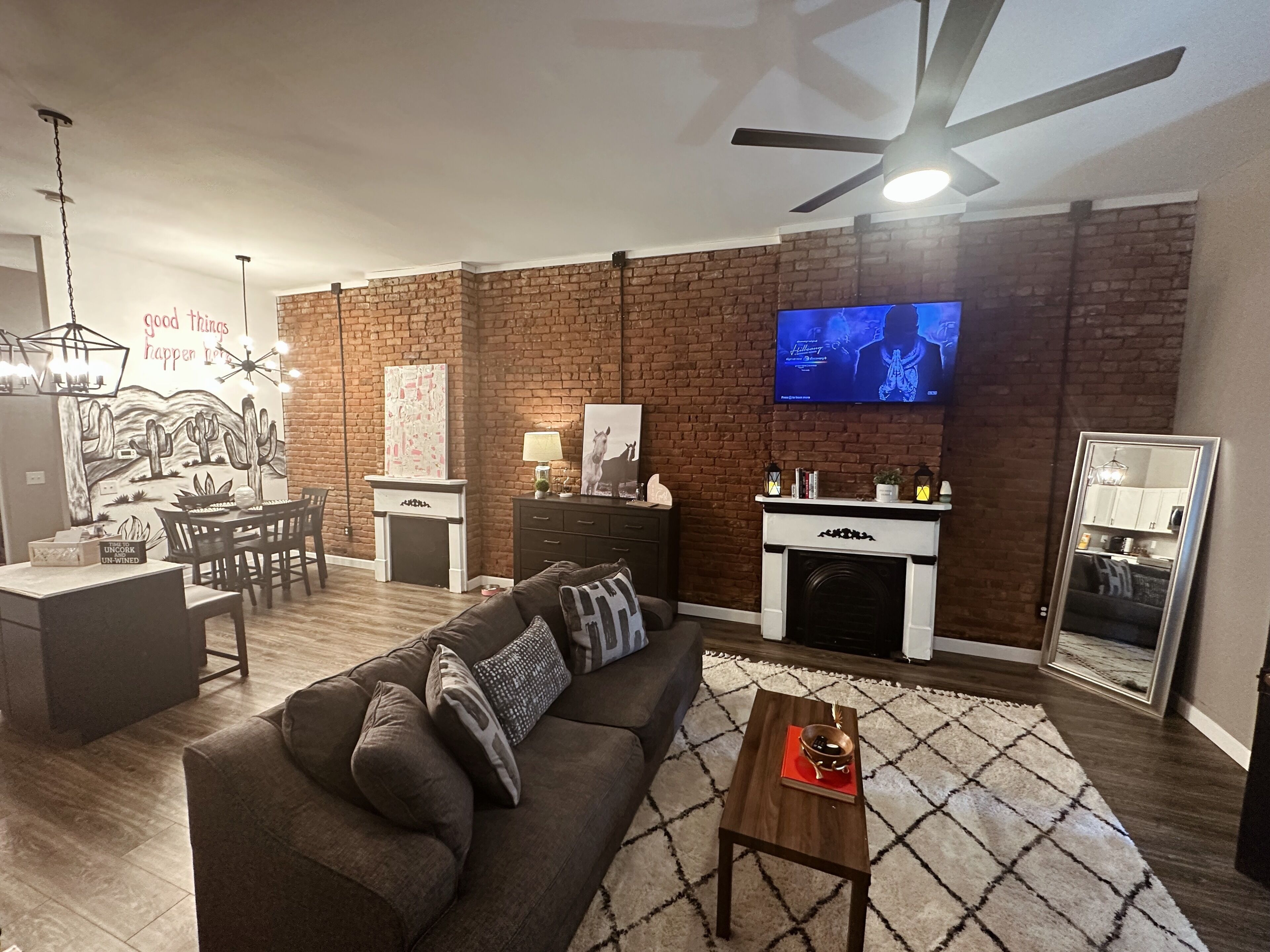Beautiful loft in the heart of Downtown Cartersville