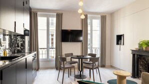 1 Bedroom Apartment with city view - 42m² | Area keluarga