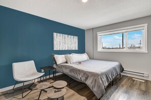 エグゼクティブ シングルルーム キングベッド 1 台 | WiFi (無料)、ベッドシーツ