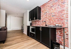 Executive Double Room, 2 Double Beds | Private kitchen | Mini-fridge, toaster oven, cookware/dishes/utensils - RNDUP  (Clairmont)