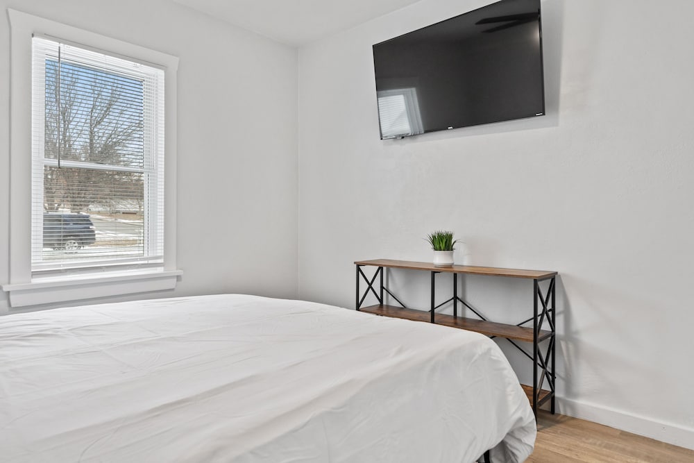 City Escape 1204 Howard Billings Vrbo