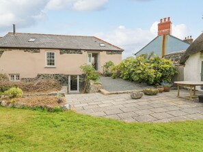 Exterior - Gilly Skyber (Helston)