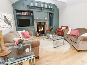 Living area - Gilly Skyber (Helston)