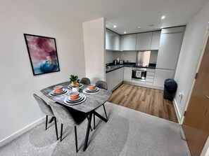 Apartment, 1 Queen Bed with Sofa bed | Dining - Stunning City Centre Apartment - Sleeps 4 (Liverpool)