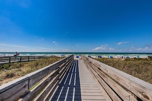 Beach nearby - Relax and Unwind at Beautiful Bahia Palms (Indian Rocks)