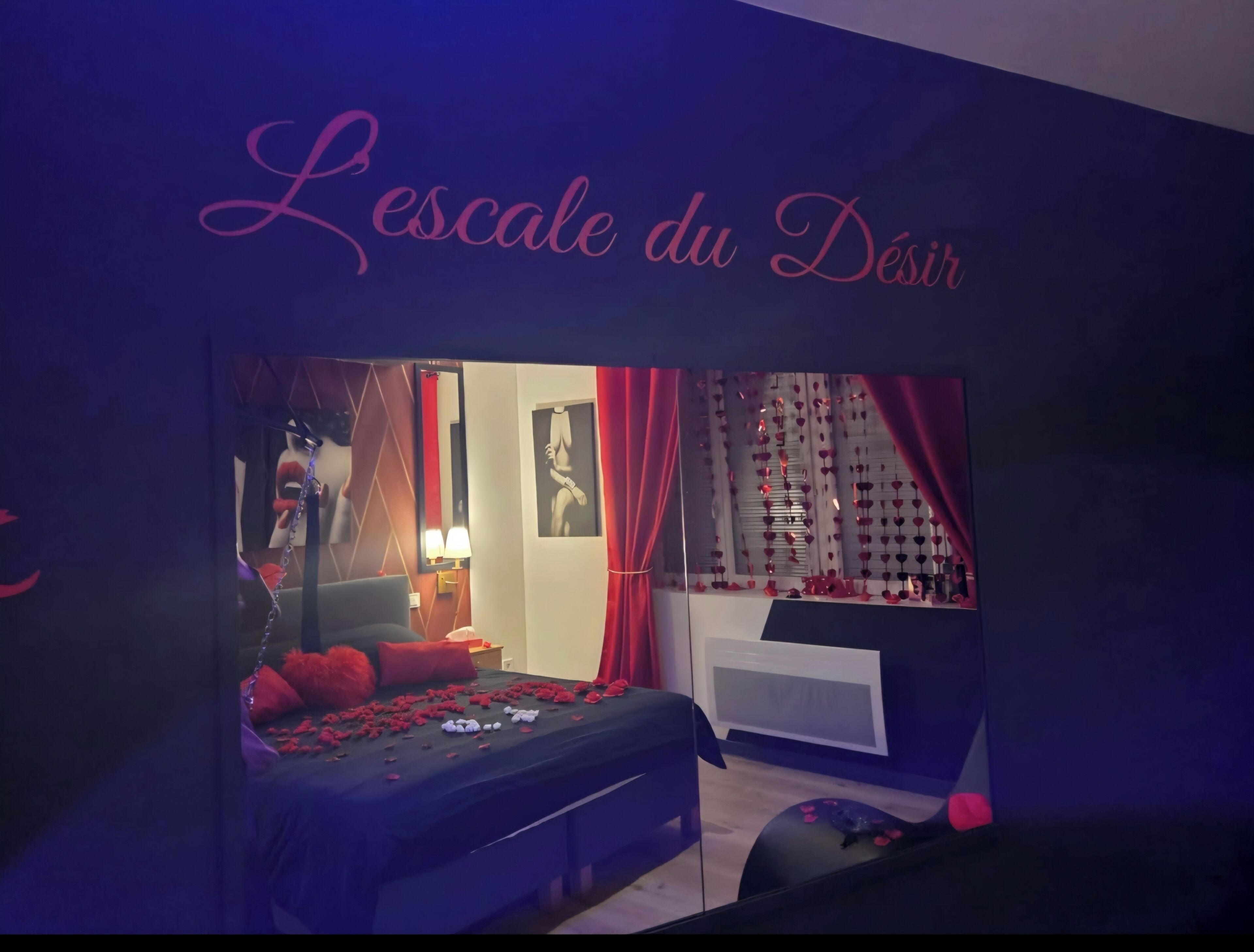 1 chambre, lit parapluie, Wi-Fi gratuit, draps fournis