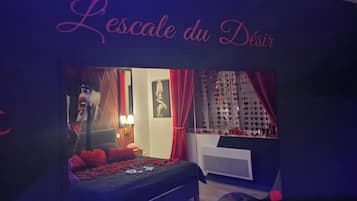 1 chambre, lit parapluie, Wi-Fi gratuit, draps fournis