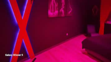 1 Schlafzimmer, Reisekinderbett, kostenloses WLAN, Bettwäsche