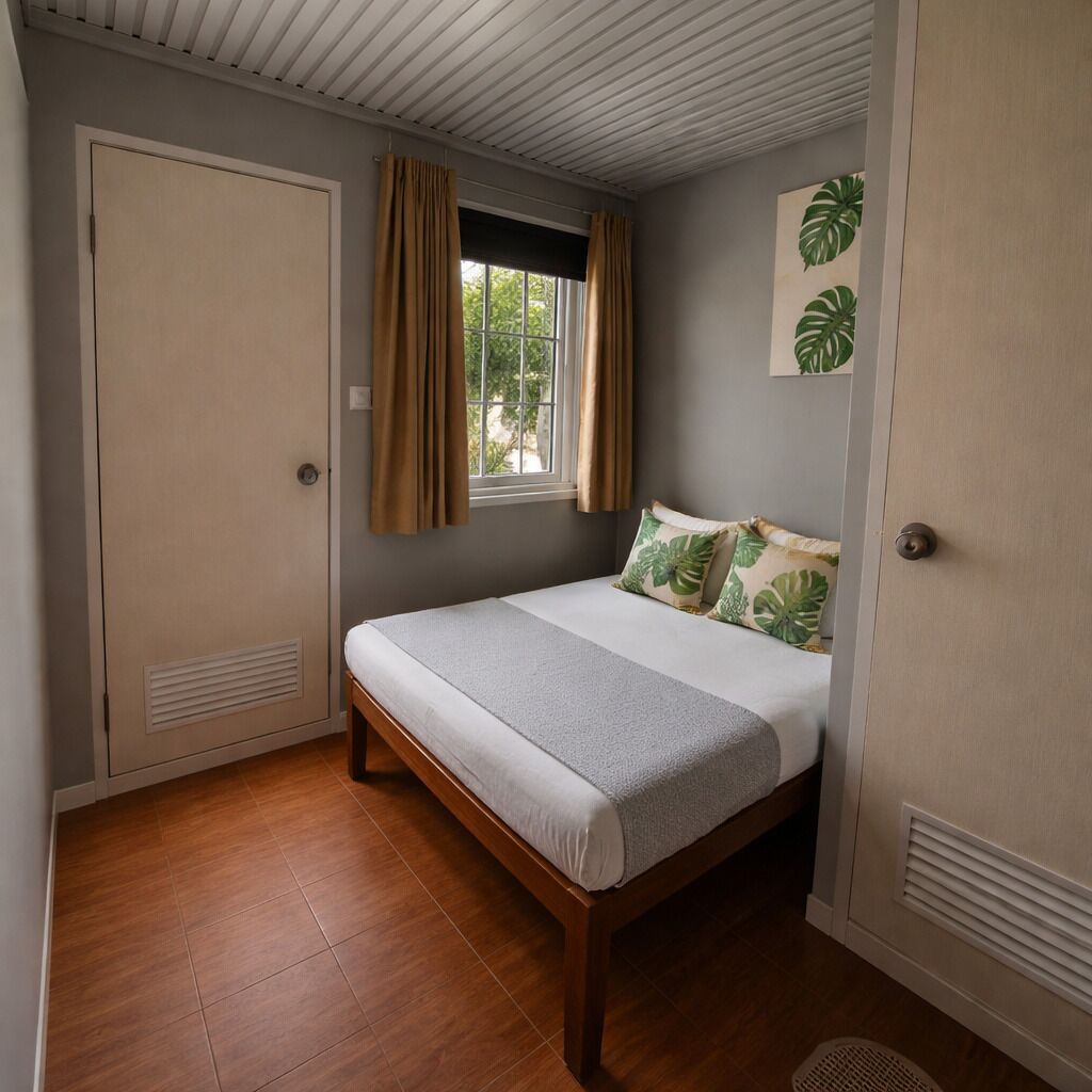 Deluxe Room | Hypo-allergenic bedding, individually decorated, individually furnished