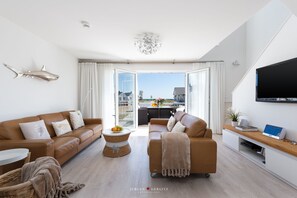 Smart-TV, Kamin, Videospiele