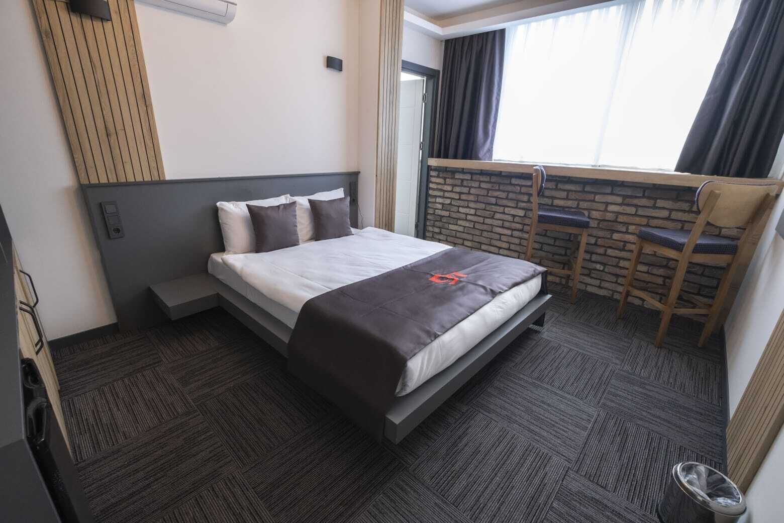 Photo - Dewy Hotel