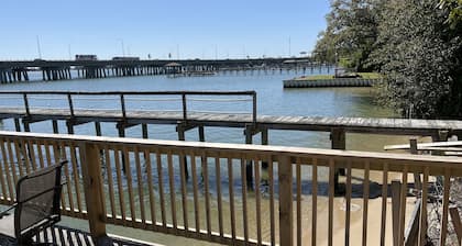 Boat House Studio - Water Front Pets WiFi Smart TV by RedAwning