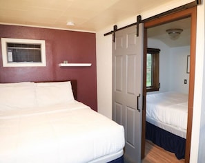 2 室のベッドルーム、WiFi