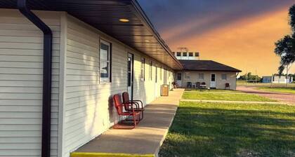 Whetstone Bay Lodge Room 1 - Sleeps 2 · Whetstone Bay Lodge Room 1 - Sleeps 2