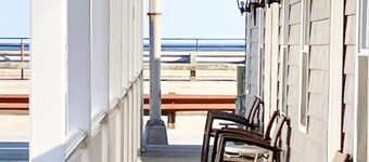 Hampton Beach Getaway | Mins to Portsmouth+ Maine