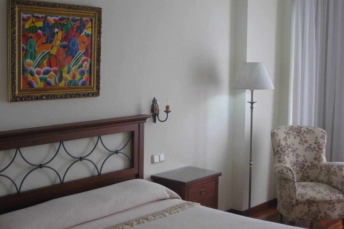 1 chambre, bureau, fer et planche Ă repasser, Wi-Fi gratuit