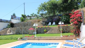 Seasonal outdoor pool - APARTAMENTOS MARITIMO SOLO ADULTO (O Grove)