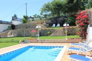 Seasonal outdoor pool - APARTAMENTOS MARITIMO SOLO ADULTO (O Grove)
