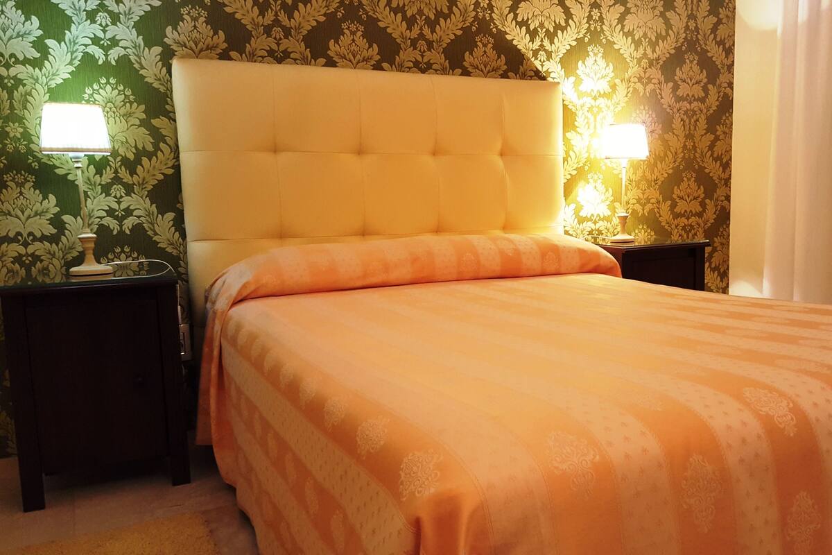 3 habitaciones, tabla de planchar con plancha y wifi gratis