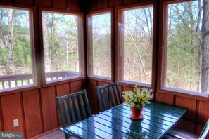 تناول الطعام