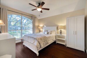 4 bedrooms, iron/ironing board, travel crib, free WiFi - ATX LUXE PLAY GOLF (Austin)