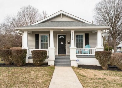 Adorable 2b/1ba <5 min GAC, downtown, universities