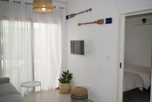 1 slaapkamer, een strijkplank/strijkijzer, gratis wifi, beddengoed