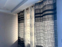 Televisión LED 43 pulgadas con canales de televisión por cable