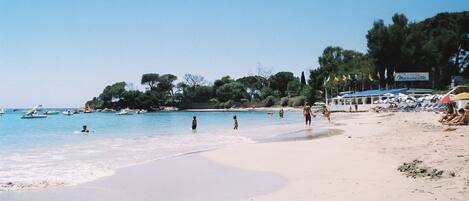 On the beach, beach towels