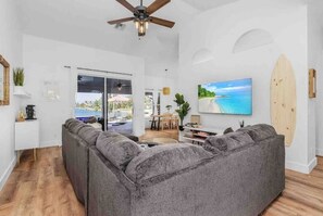 Smart TV, videogiochi, libri