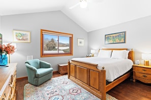 House (3 Bedrooms) | Property amenity - Stand-alone Mountain Home, Private Hot Tub and Deck, Mountain Views #34 by Summit County Mountain Retreats (Silverthorne)