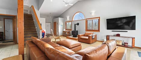 House (3 Bedrooms) | Property amenity