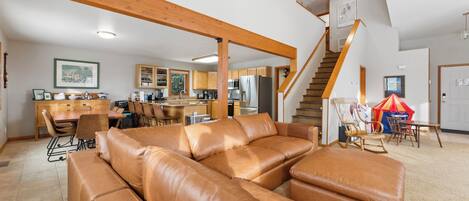 House (3 Bedrooms) | Front of property