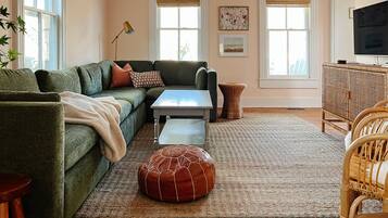 Smart TV, video games, DVD player, books